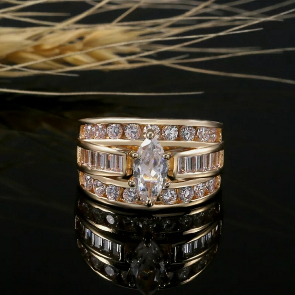 FINAL SALE Gold Plt. White Sapphire Lab Simulated Diamond Ring - Picture 2 of 4